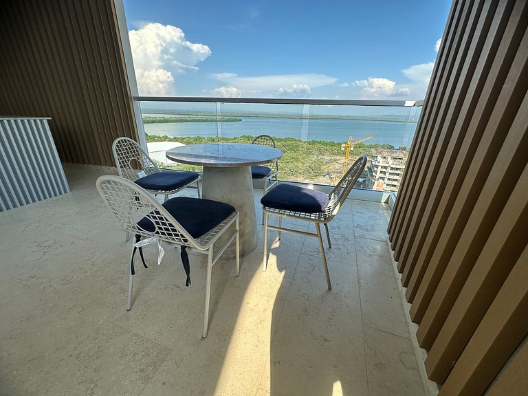 Modernos Apartamentos a Pocos Pasos de Playa Azul y del Cent