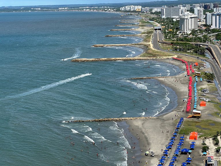 Apto p/ 4 o 5 Personas con Vista Directa al Mar a 5 min del