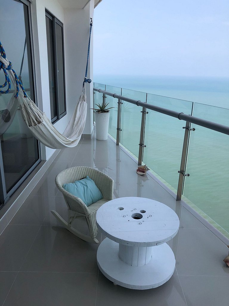 Apartamento frente al Mar, ideal para familias o grupos de a