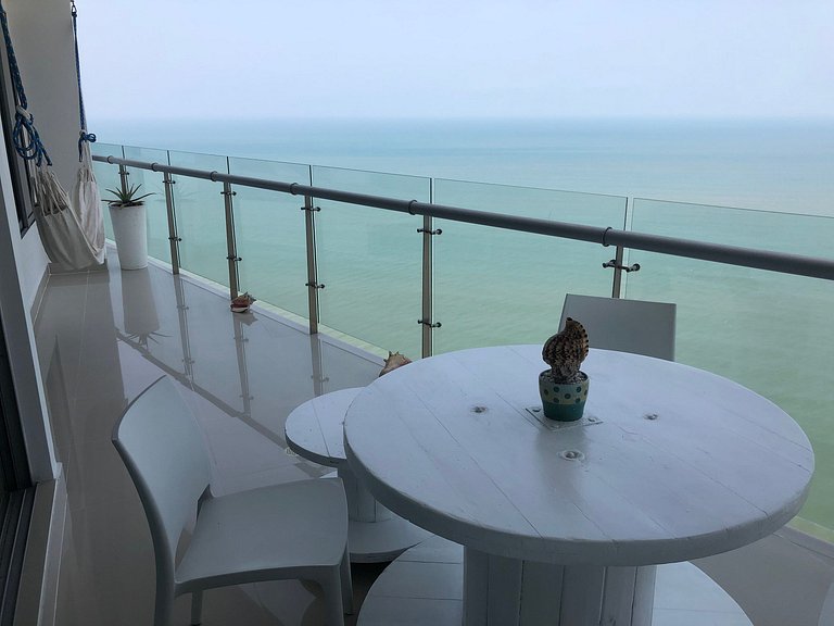 Apartamento frente al Mar, ideal para familias o grupos de a
