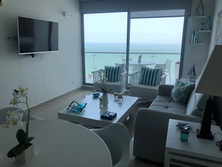 Apartamento frente al Mar, ideal para familias o grupos de a