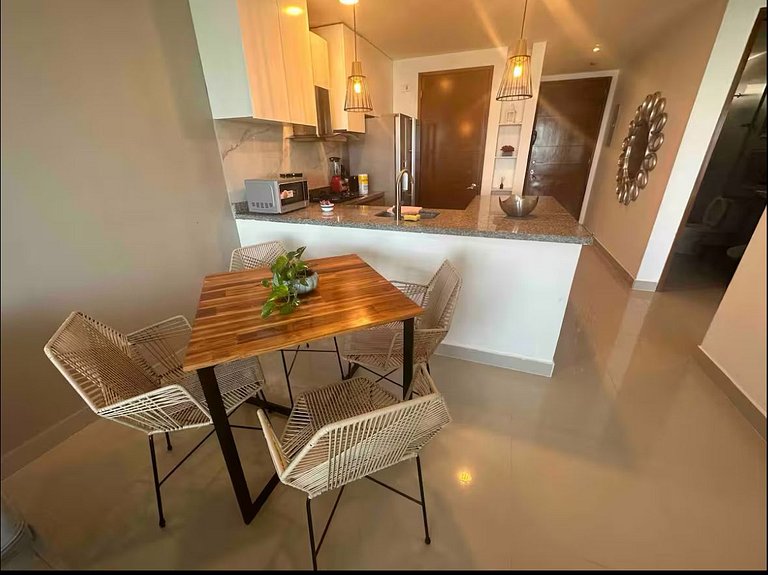 Apartamento de dos Alcobas a 5 Min del Centro y del Aeropuer