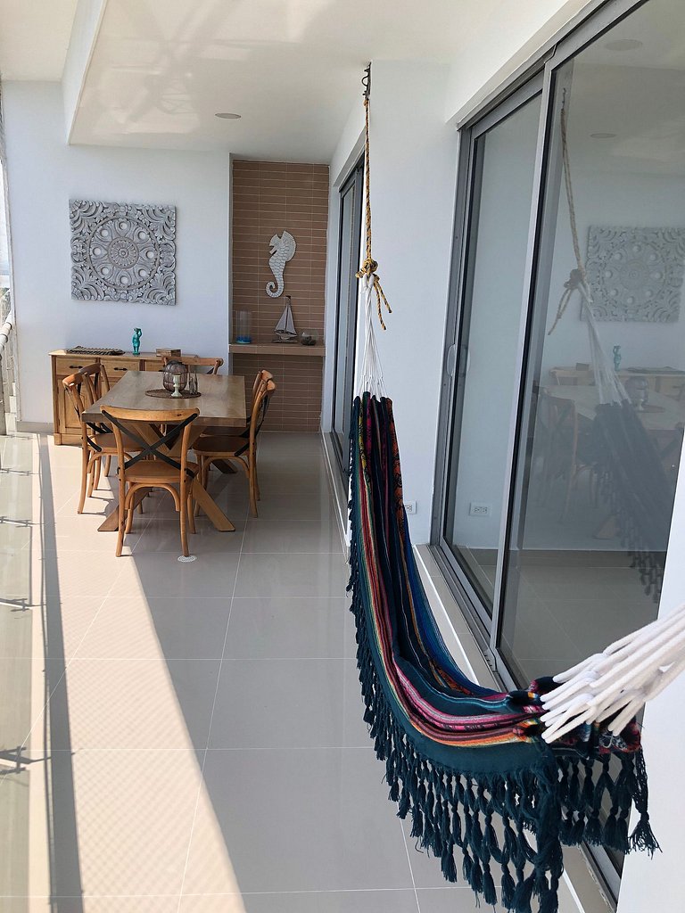Apartamento de dos Alcobas a 5 Min del Centro y del Aeropuer