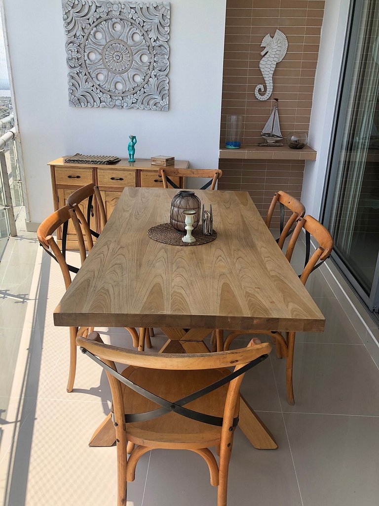 Apartamento de dos Alcobas a 5 Min del Centro y del Aeropuer