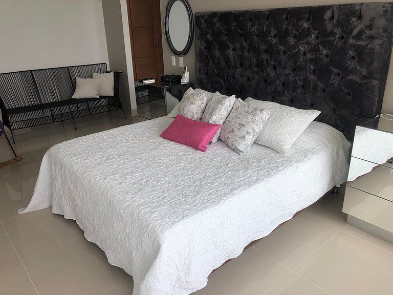 Apartamento de dos Alcobas a 5 Min del Centro y del Aeropuer
