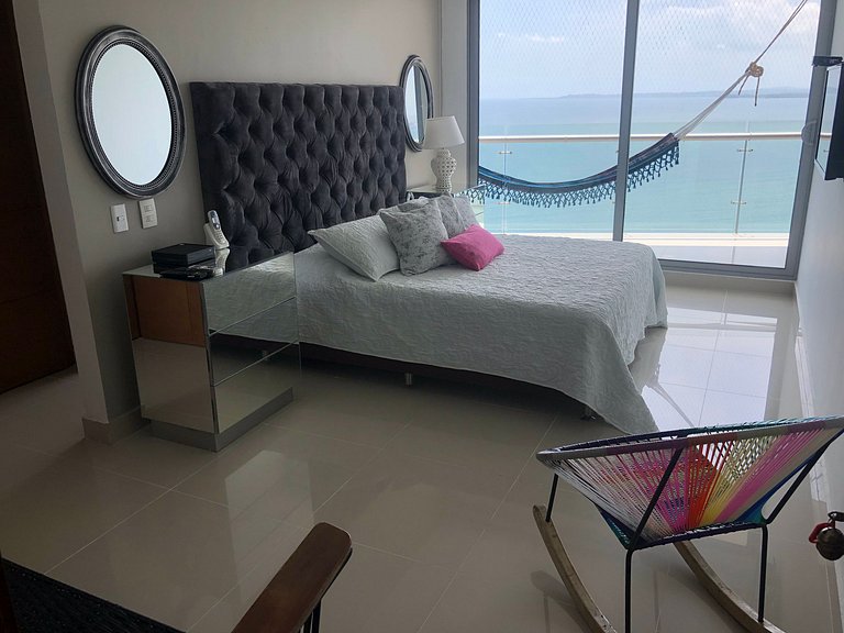 Apartamento de dos Alcobas a 5 Min del Centro y del Aeropuer
