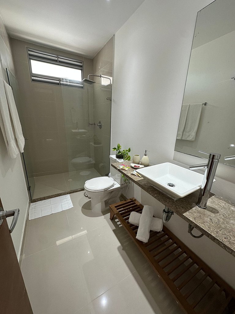 Amplio Apto p/5 Personas con Vista Directa al Mar a 5 min de