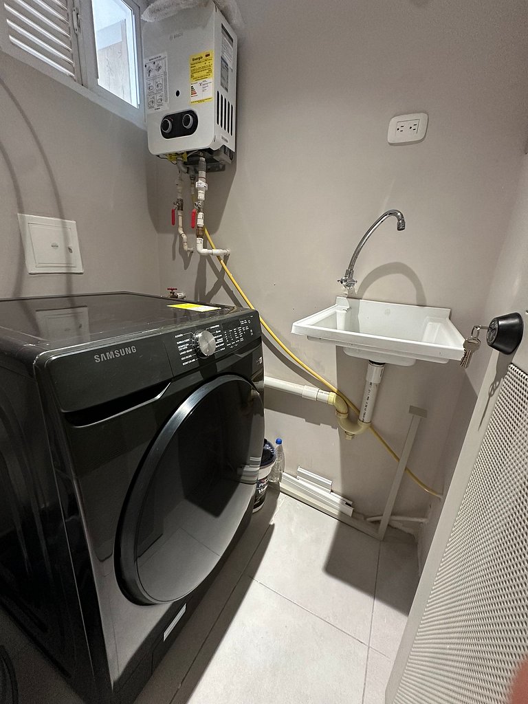 Moderno Apto Nuevo con Piscina y Coworking a 5 Min Centro Hi