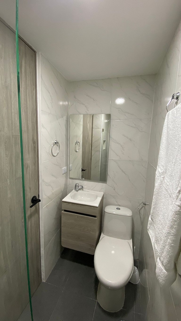 Moderno Apto Nuevo con Piscina y Coworking a 5 Min Centro Hi