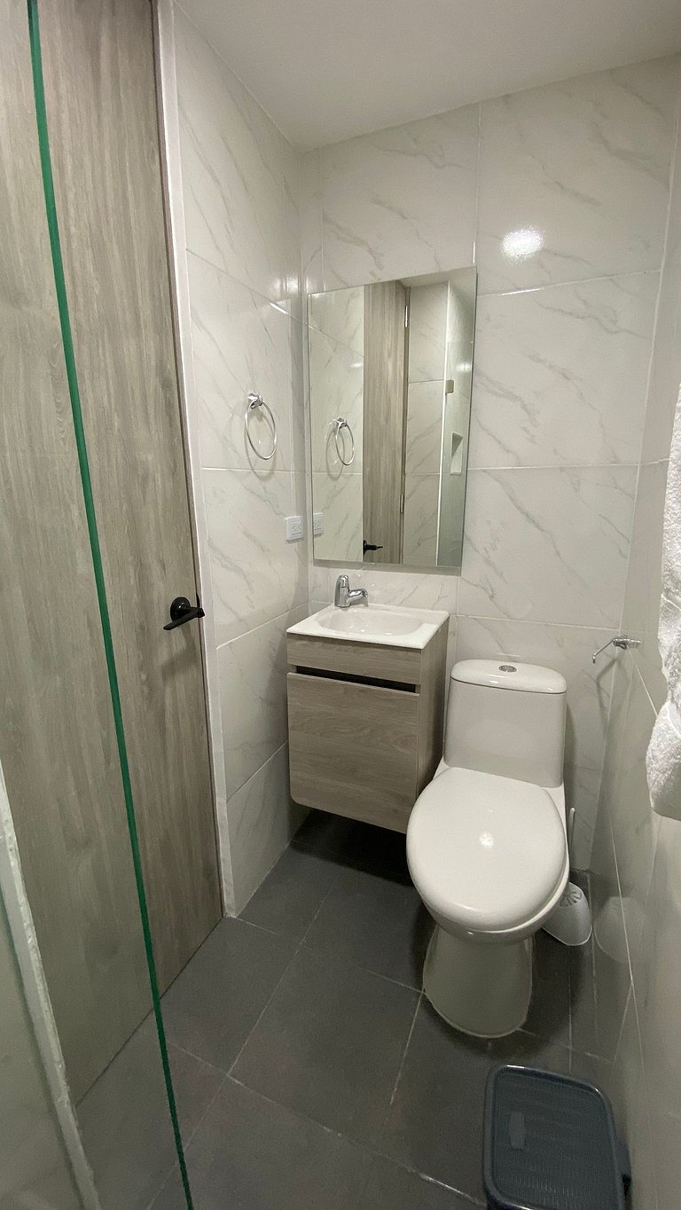 Moderno Apto Nuevo con Piscina y Coworking a 5 Min Centro Hi