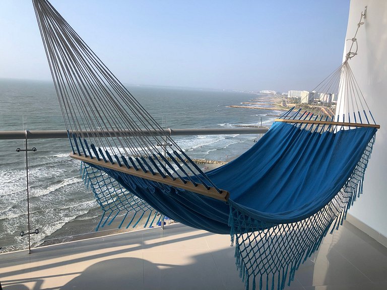 Lujoso Apto frente al Mar, con Piscina, Sauna, Turco, Jacuzz