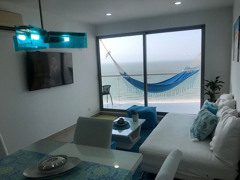 Lujoso Apto frente al Mar, con Piscina, Sauna, Turco, Jacuzz