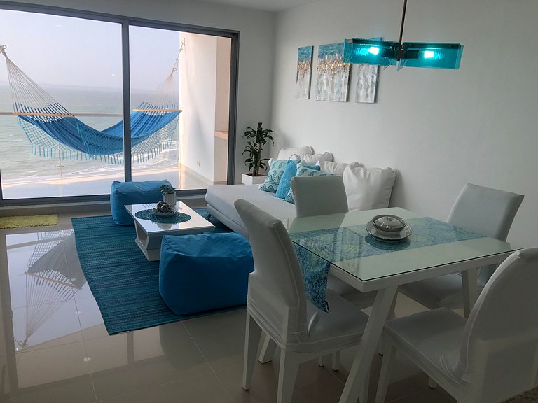 Lujoso Apto frente al Mar, con Piscina, Sauna, Turco, Jacuzz