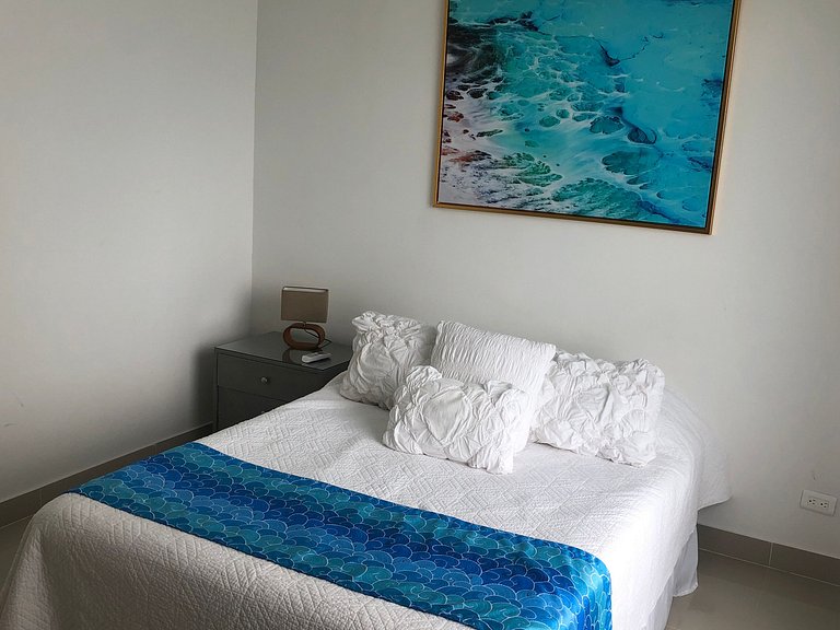 Lujoso Apto frente al Mar, con Piscina, Sauna, Turco, Jacuzz
