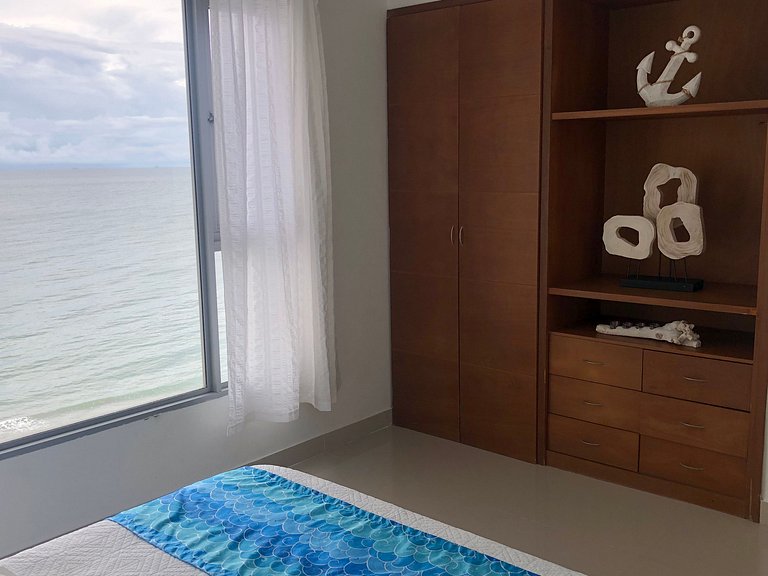 Apartamento frente al Mar, ideal para familias o grupos de a