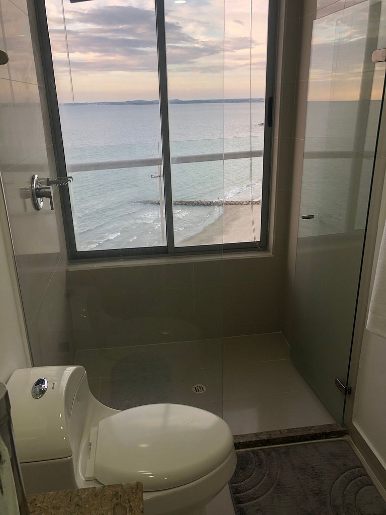 Lujoso Apto frente al Mar, con Piscina, Sauna, Turco, Jacuzz