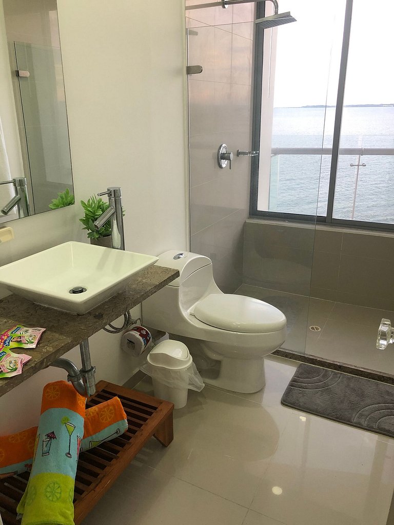 Lujoso Apto frente al Mar, con Piscina, Sauna, Turco, Jacuzz