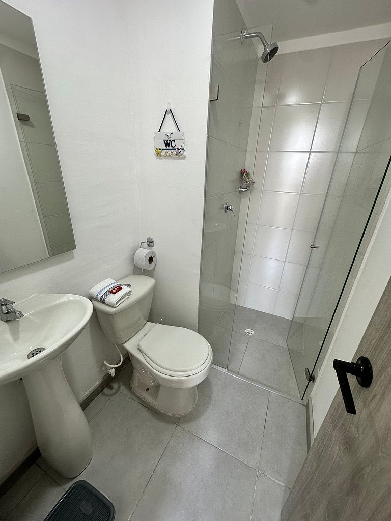 Moderno Apto Nuevo con Piscina y Coworking a 5 Min Centro Hi