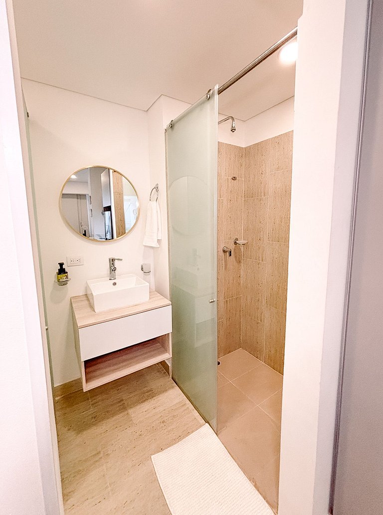 Suite de Lujo con acceso directo a la playa, área de trabajo