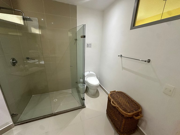 Exclusivo Penthouse Piso 32 con Vista al mar y a la ciudad -