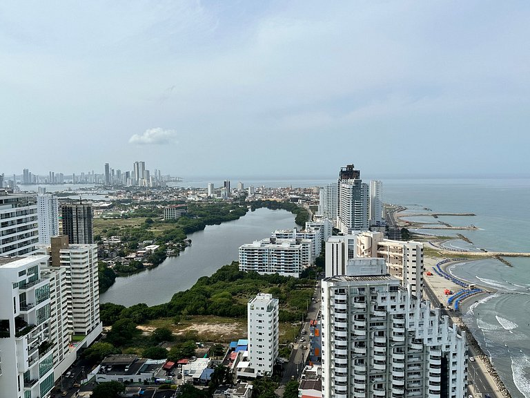 Exclusivo Penthouse Piso 32 con Vista al mar y a la ciudad -