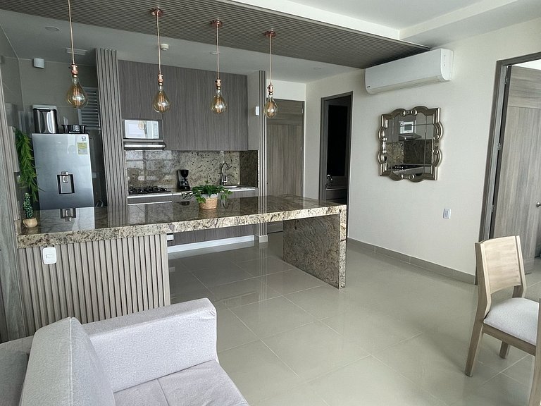 Penthouse de Lujo con Vista al Mar y la Ciudad en Morros Cit