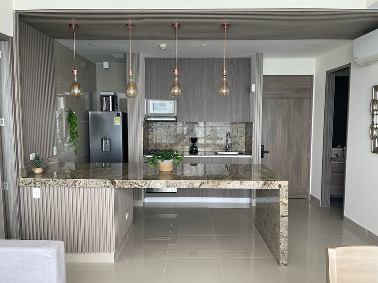 Penthouse de Lujo con Vista al Mar y la Ciudad en Morros Cit