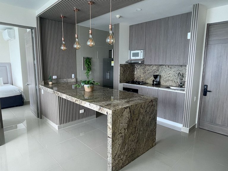 Penthouse de Lujo con Vista al Mar y la Ciudad en Morros Cit