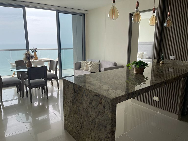 Penthouse de Lujo con Vista al Mar y la Ciudad en Morros Cit
