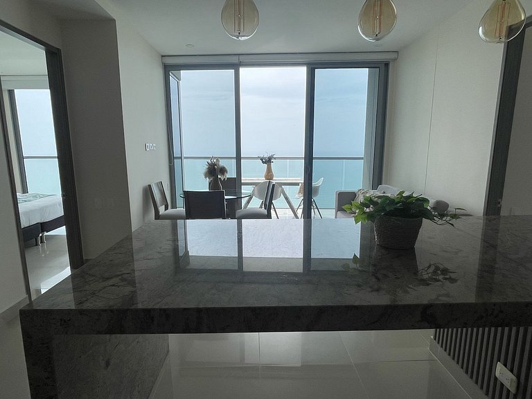 Penthouse de Lujo con Vista al Mar y la Ciudad en Morros Cit
