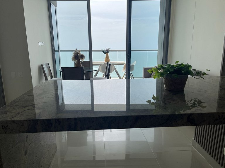 Penthouse de Lujo con Vista al Mar y la Ciudad en Morros Cit