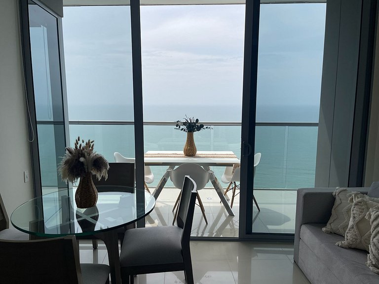 Penthouse de Lujo con Vista al Mar y la Ciudad en Morros Cit