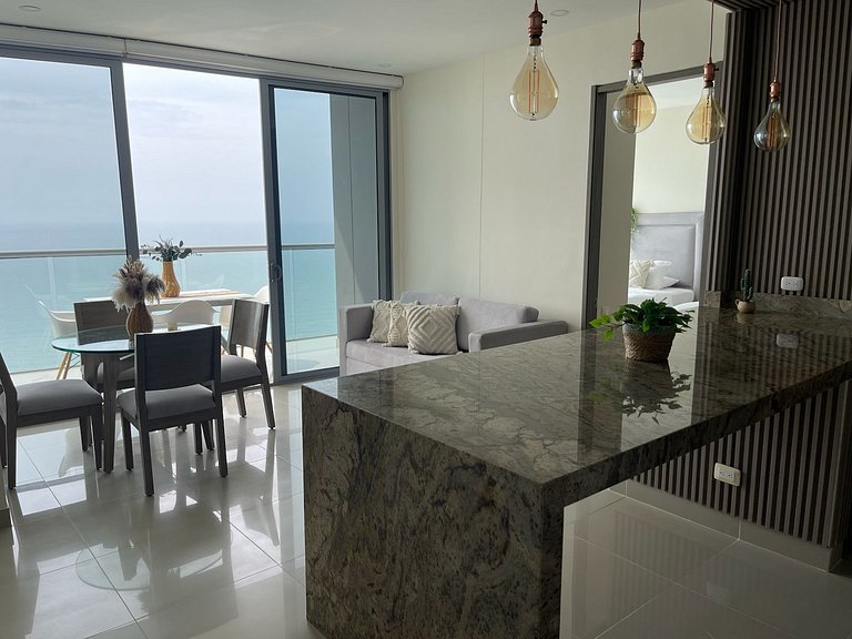 Penthouse de Lujo con Vista al Mar y la Ciudad en Morros Cit