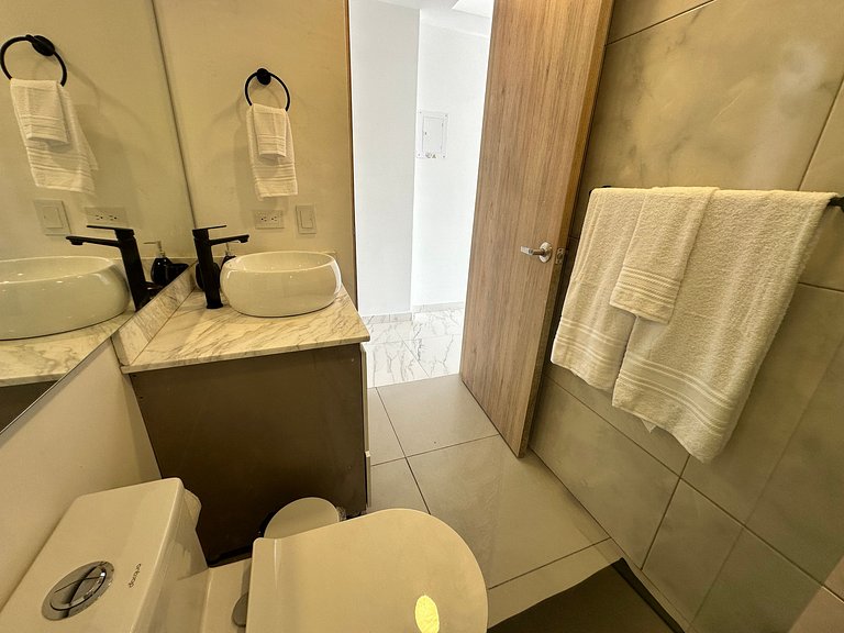 Suite de lujo p/ Parejas en Cartagena Beach Resort - Acceso